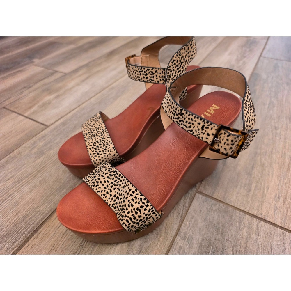 MIA Women Cheetah Print Platform Wedge Sandals Brown Animal Print Ankle Strap